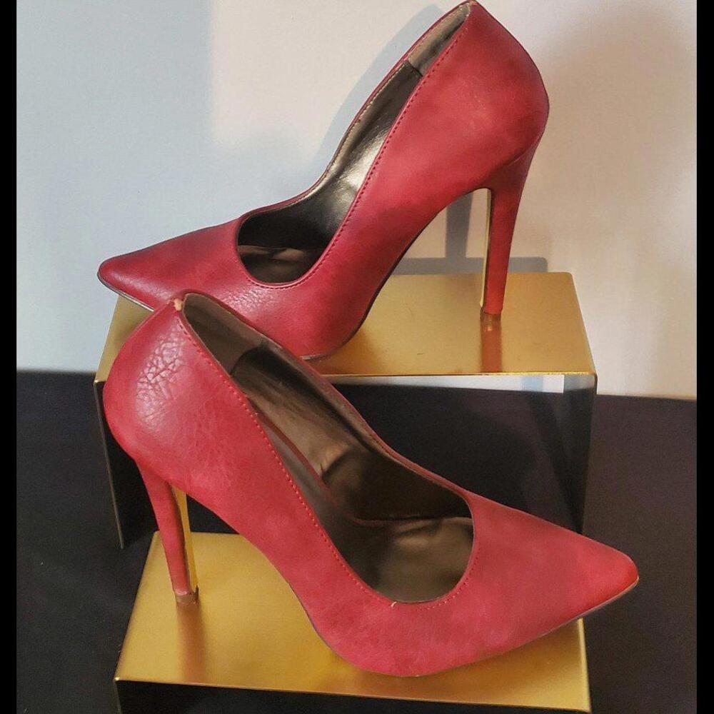 MICHAEL ANTONIO Brick Red Leather Pumps Sz 7